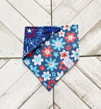 Load image into Gallery viewer, USA Floral Pet Bandana