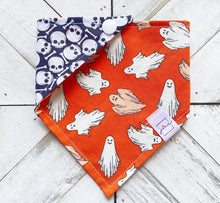 Load image into Gallery viewer, Glow Ghosts Pet Bandana