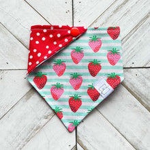 Load image into Gallery viewer, Very Berry Pet Bandana