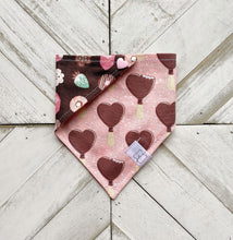 Load image into Gallery viewer, Sweet Heart Pet Bandana