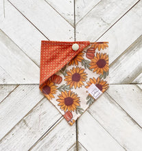 Load image into Gallery viewer, Garden Of Autumn Pet Bandana
