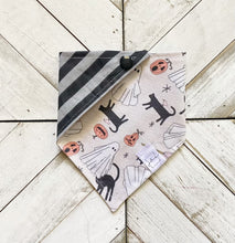 Load image into Gallery viewer, Spooky Time Pet Bandana
