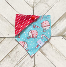 Load image into Gallery viewer, Peppermint Cocoa Pet Bandana
