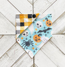 Load image into Gallery viewer, Spooky Time Pet Bandana
