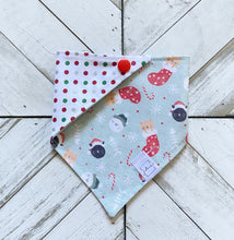 Load image into Gallery viewer, Kitty Christmas Pet Bandana
