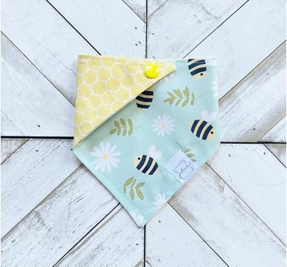 Bees Buzzin’ Pet Bandana
