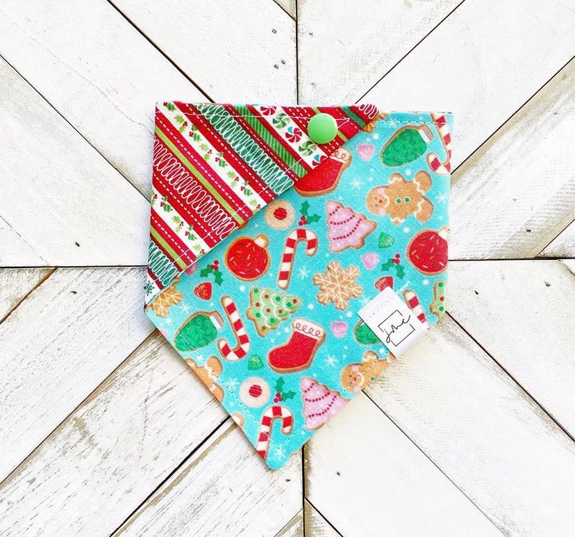 Santa’s Treats Pet Bandana