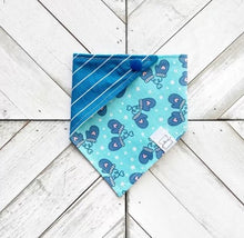 Load image into Gallery viewer, Warm &amp; Cozy Pet Bandana
