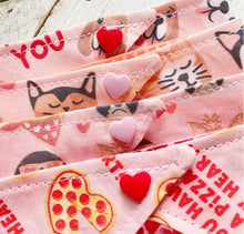 Load image into Gallery viewer, Pizza My Heart Pet Bandana
