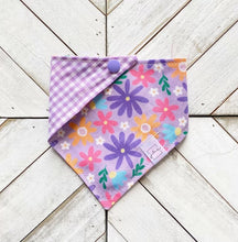 Load image into Gallery viewer, Blooming Beauty Pet Bandana
