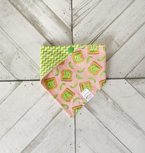 Load image into Gallery viewer, Avo-cat-o Toast
